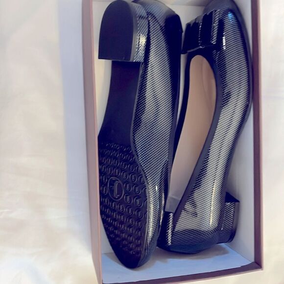 JON JOSEF BEAUTIFUL BALLET FLATS. BOW FRONT. NEW IN BOX - Picture 9 of 10